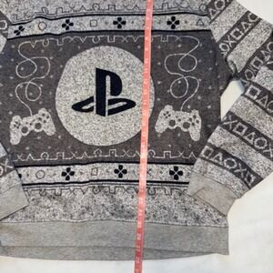 PlayStation‎ Gray Sweater XL Crewneck Gaming Pullover Long Sleeve Top Womens